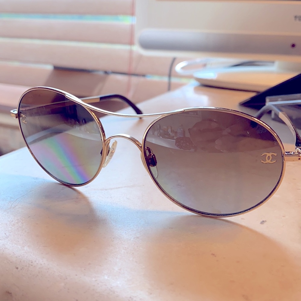 Vintage Chanel Sunglasses 4190 T Q Brown Gold - Picture 2 of 12